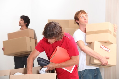 Man and van service supporting mixed household and storage loads