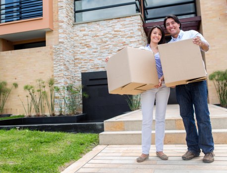 Local moving team planning access for a Kidbrooke removal van job